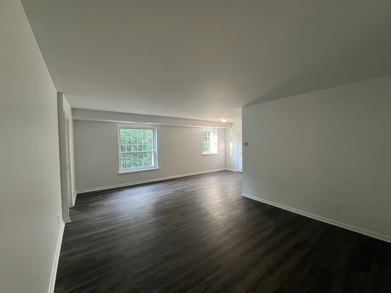 4000 Gypsy Ln #717 — Photo 3