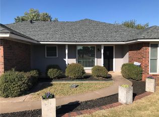 1605 Willow Brook St, Moore, OK 73160