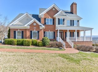 7205 Austinwood Rd, Louisville, KY 40214