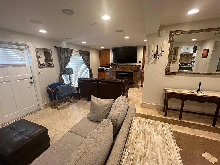 4101 W Watrous Ave — Photo 10