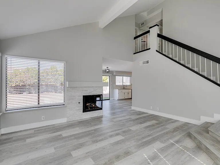 91 Trevor Dr — Photo 13