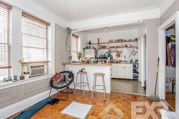 Rented by EXR | media 19