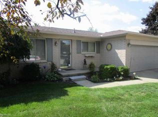 11851 Shetland Ct, Sterling Heights, MI 48313