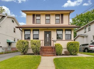 270 Centre St, Nutley, NJ 07110