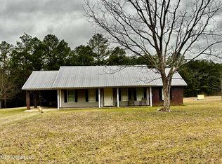 26401 Dennis Nelson Rd, Lucedale, MS 39452