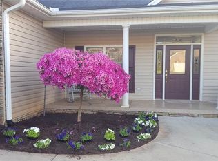 317 Ravens View Dr, Seneca, SC 29678