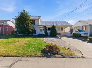 3312 Broad St, North Parkersburg, WV 26104