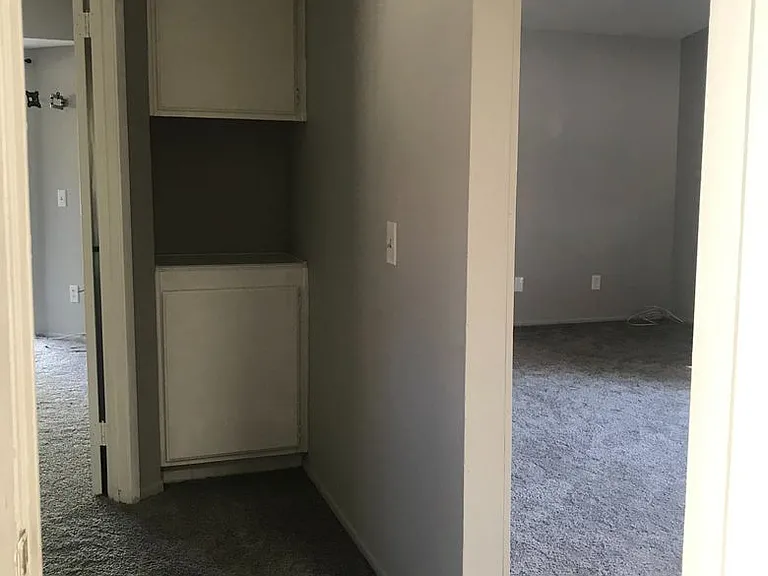 1855 Topeka Way — Photo 9
