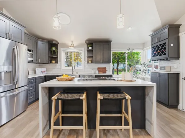 3991 Mulberry Dr, Concord, CA 94519