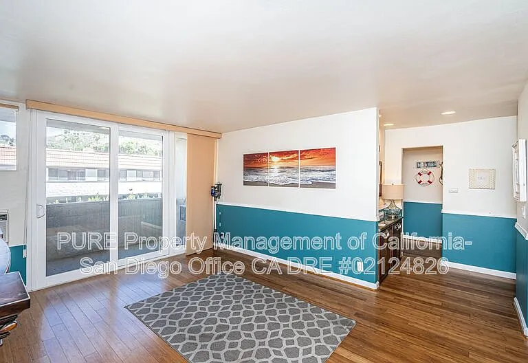 2510 Torrey Pines Rd #209 — Photo 9