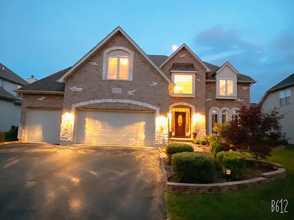 2nd image of 4175 Bedford Ln