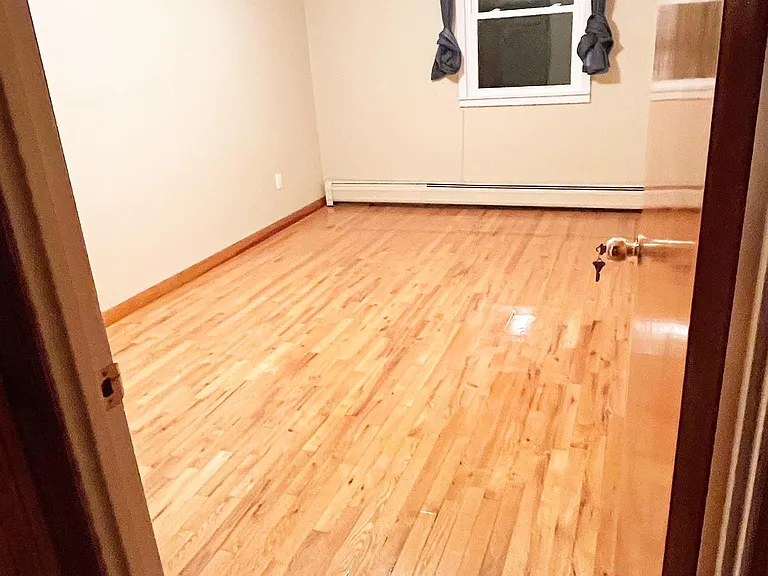 194 Bay 47th St #3 — Photo 6