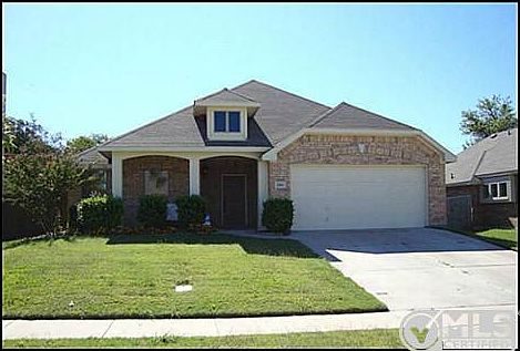 1st image of 1204 Thicket Dr