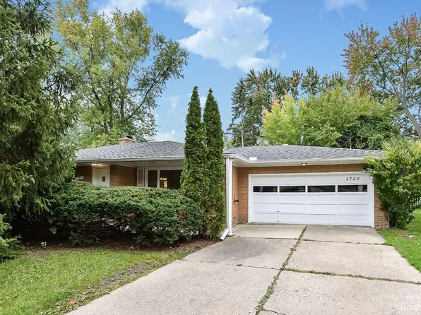 1720 Glastonbury Rd, Ann Arbor, MI 48103