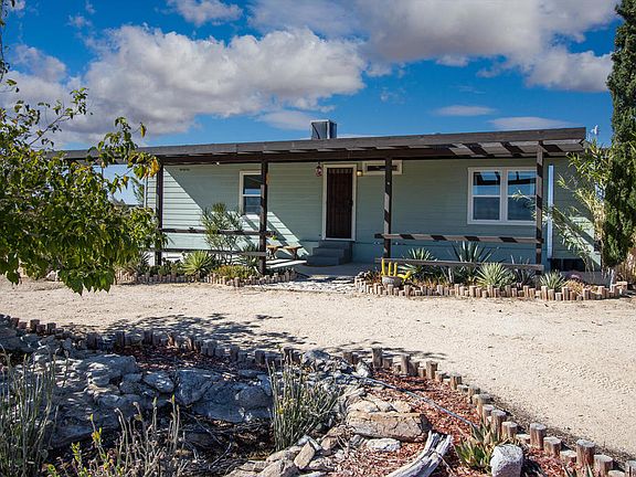 5th image of 66621 Daisy Ln