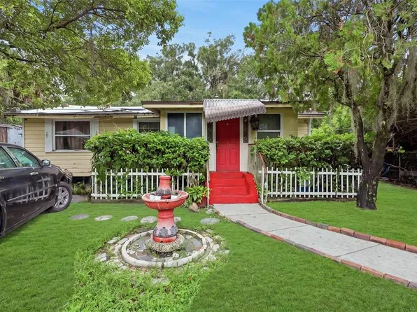 2221 GRANBY STREET, SANFORD, FL 32771