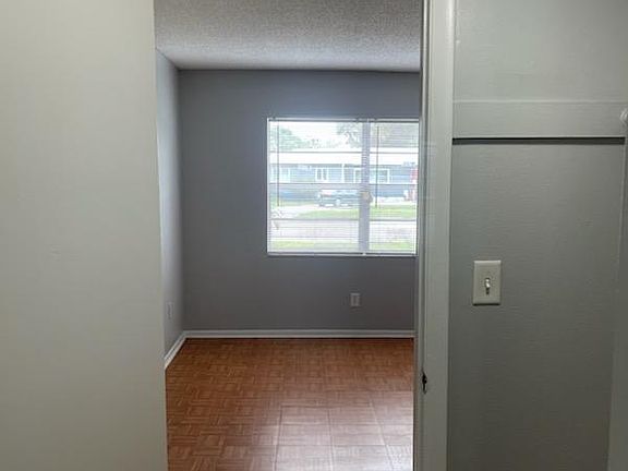 4th image of 4601 22nd Ave S #302A