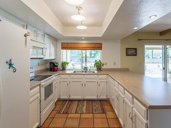 2nd image of 5301 E Everett Dr
