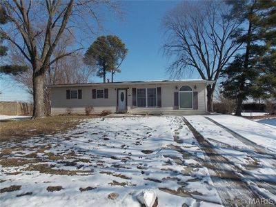 320 View Point Ln, Lake Saint Louis, MO, 63367