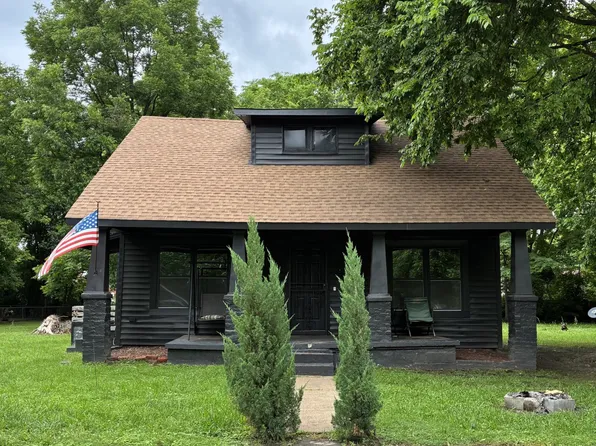 417 E 1st St, Trenton, TN 38382