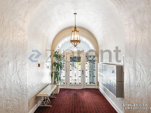 3rd image of 2999 California St #703