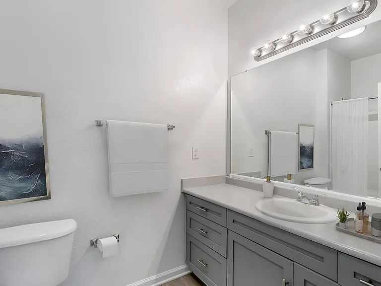 Spotswood Commons Apartments — Photo 11