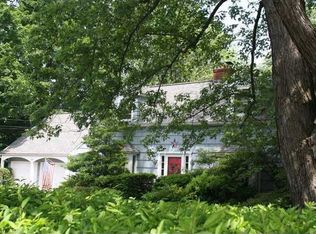 2008 Penfield Rd, Penfield, NY 14526