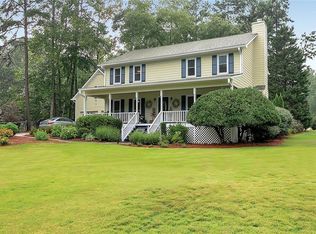 560 Leah Dr, Powder Springs, GA 30127