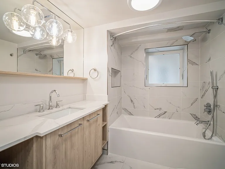 841 N Mozart St #GF — Photo 6