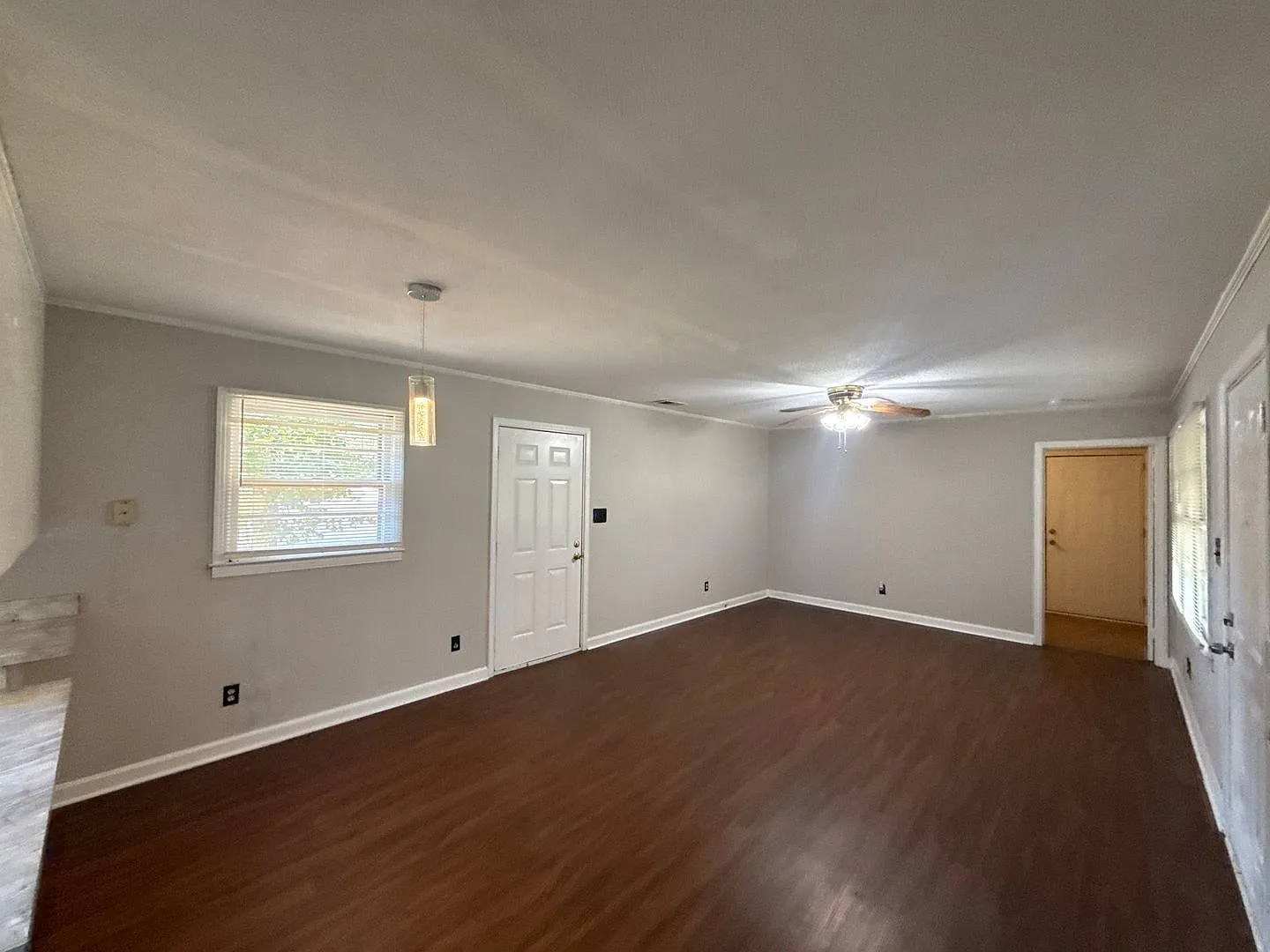 A0972-401 Jenny Street — Photo 3