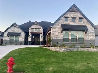 1328 Crown Valley Dr, Weatherford, TX 76087