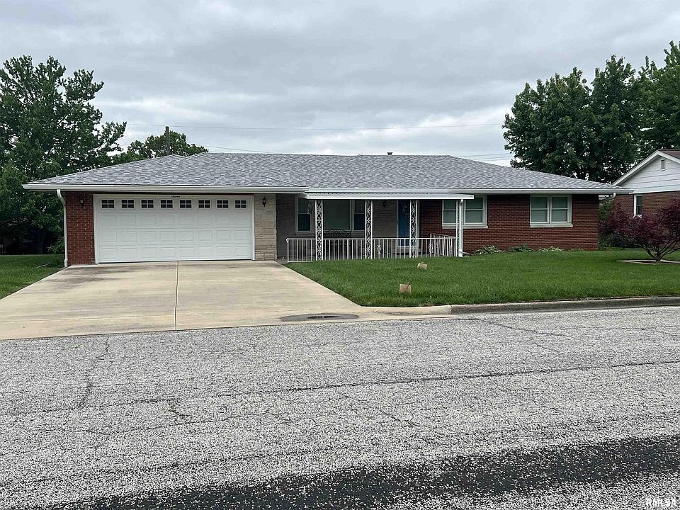 1st image of 7 Southvale Dr