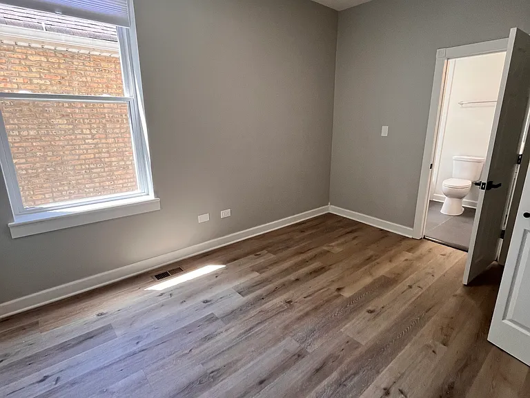 4048 N Richmond St #1 — Photo 6