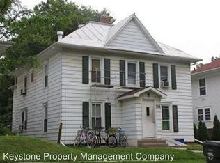 324 E Davenport St #4, Iowa City, IA 52245