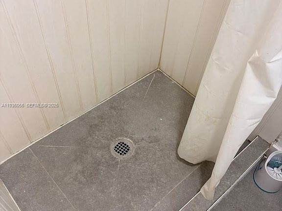 5th image of 1431 Fletcher St