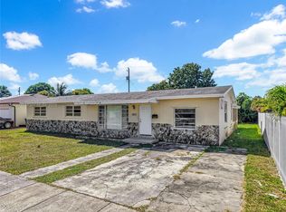 16560 SW 102nd Ct, Miami, FL 33157