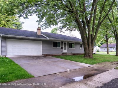3227 Sunderland Rd, Lansing, MI, 48911