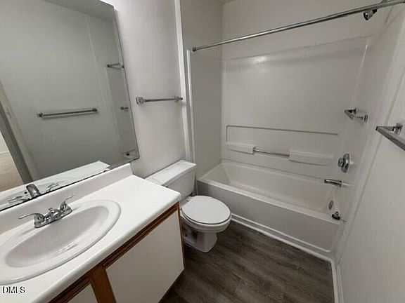3rd image of 1511 Graduate Ln APT 101