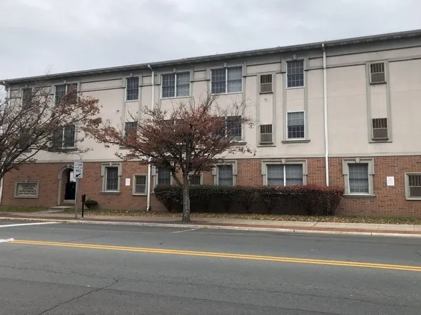 400 North Ave APT 5, Dunellen, NJ 08812