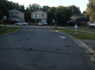 223 Mill Stream Dr, Bolingbrook, IL