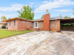 201 Sunnydale Dr, Warner Robins, GA 31088