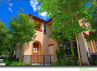 440 Caminito Azul, Vista, CA 92083