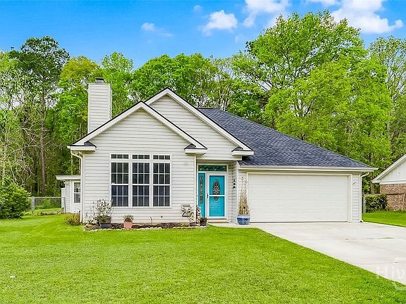 3rd image of 7 Haydens Court