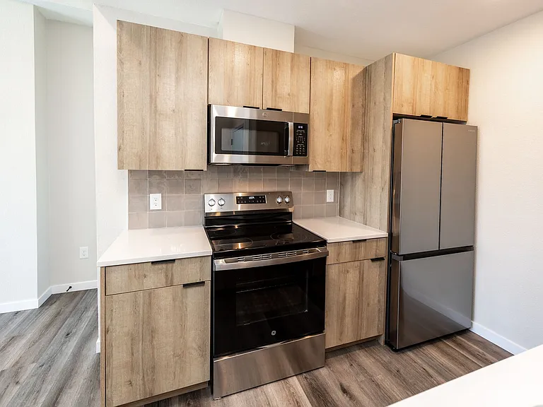 810 S Weber St — Photo 46