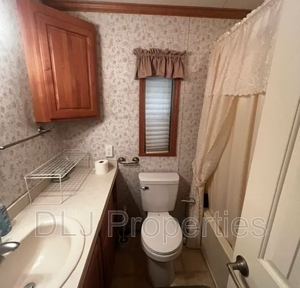 110 Edgewood Way — Photo 5