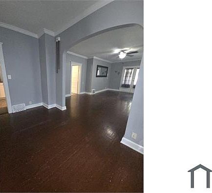 2nd image of 120 N Gardiner Ave Floor 1