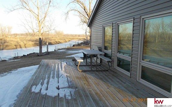 4th image of 4859 Lake Shore Dr
