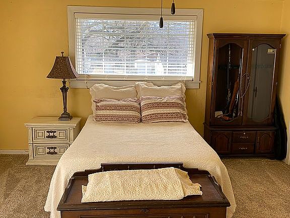 2nd upstairs bedroom 