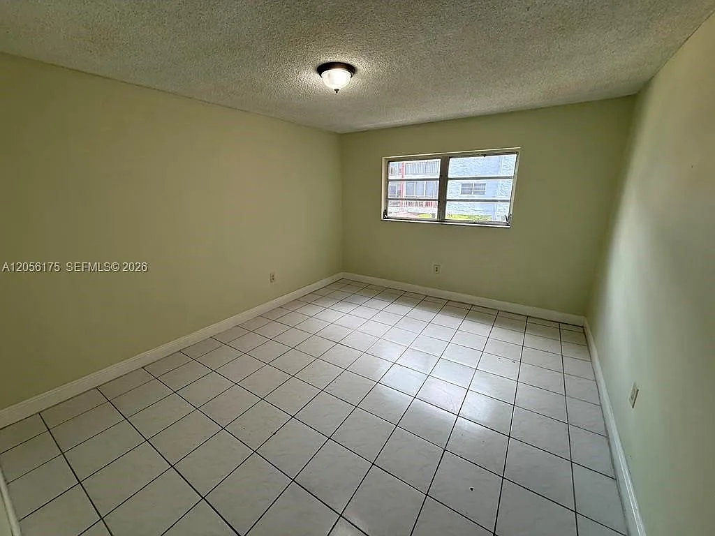 Palmetto Gardens Condo — Photo 4