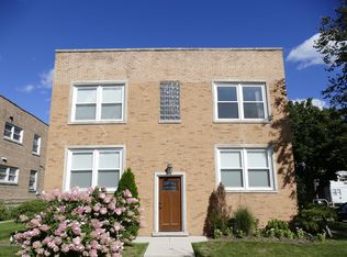 9003 Bronx Ave #2S, Skokie, IL 60077